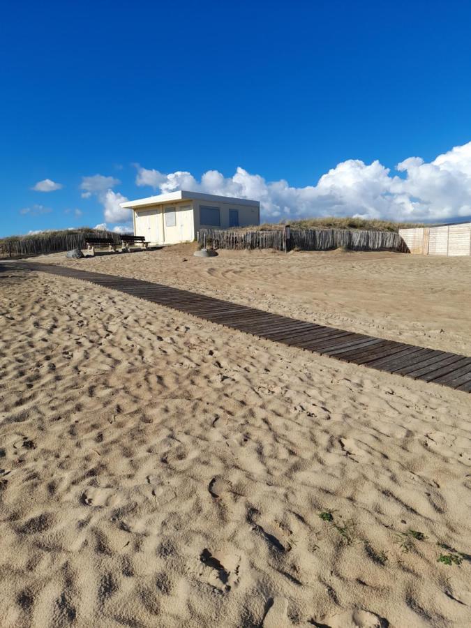 לה-טראנש-סור-מר Maisonnette A Deux Pas De La Plage Dans Residence Calme מראה חיצוני תמונה