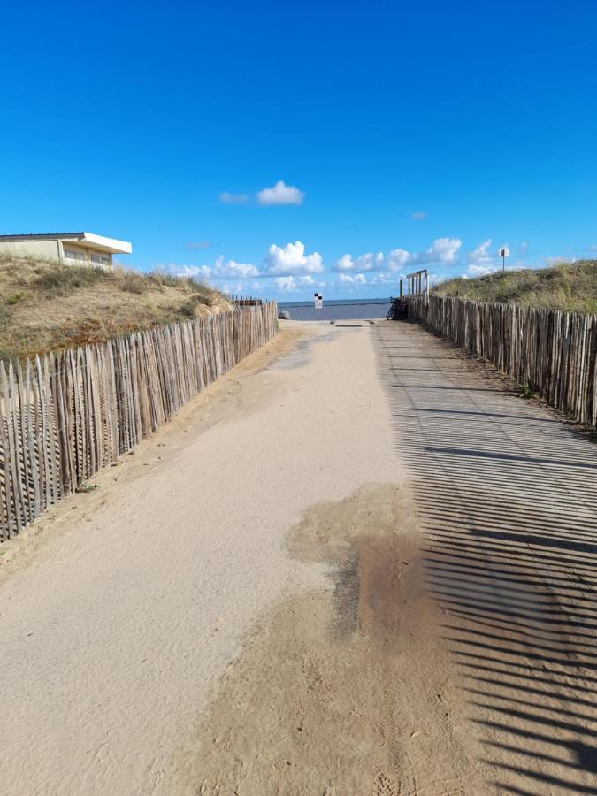 לה-טראנש-סור-מר Maisonnette A Deux Pas De La Plage Dans Residence Calme מראה חיצוני תמונה