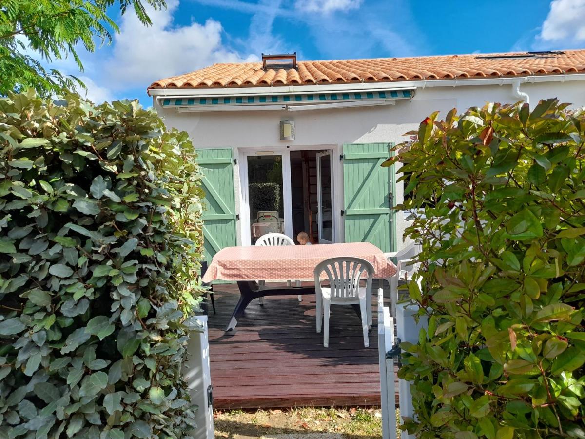 לה-טראנש-סור-מר Maisonnette A Deux Pas De La Plage Dans Residence Calme מראה חיצוני תמונה